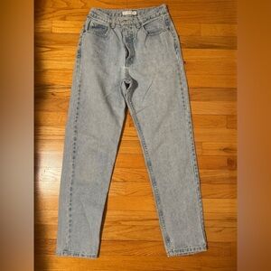 Geoffrey Beene Light Wash Women’s Jeans